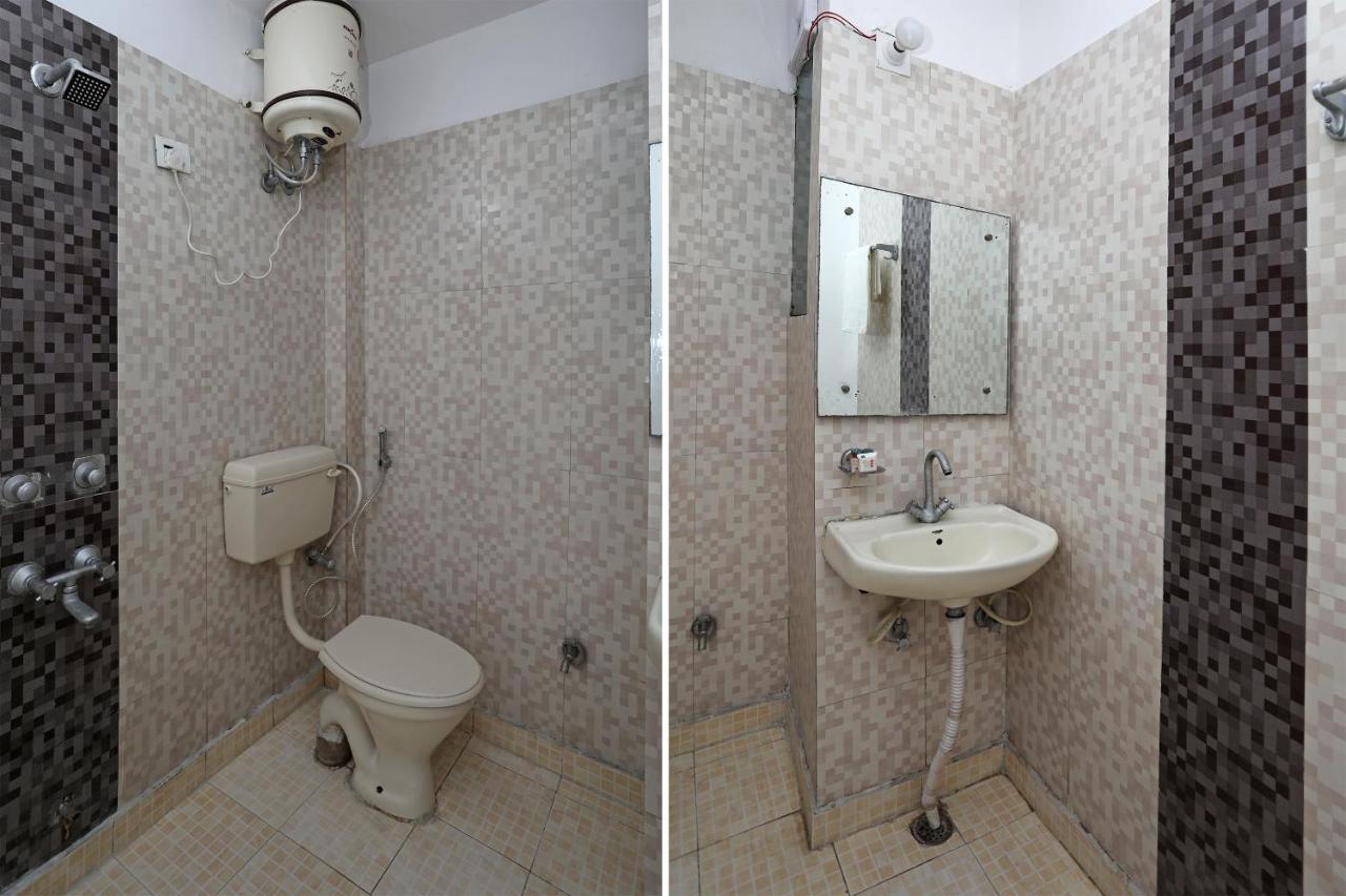 Oyo 11392 The Hotel Grand Hospitality Noida Bagian luar foto